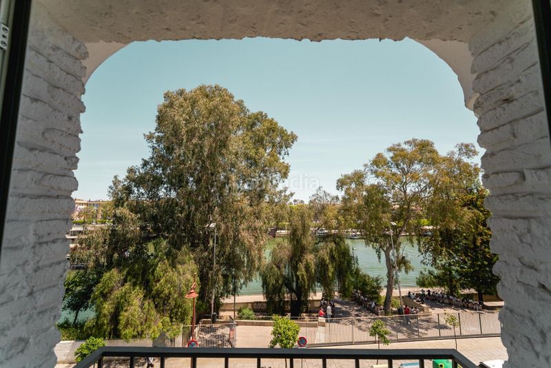 Foto a0ea8b4c-9749-4c64-8dc3-73c9a3e186f7. Lloguer pis a Triana Casco Antiguo Sevilla