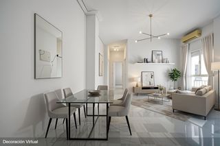 Flat in San Gil. Oportunidad en san gil piso con ascensor, trastero y garaje junt