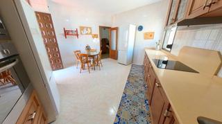 Maison jumelée à Villafranco del Guadalquivir. Casa de una planta con gran patio