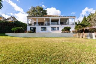 Casa a Simon Verde. Chalet en la cornisa de simón verde