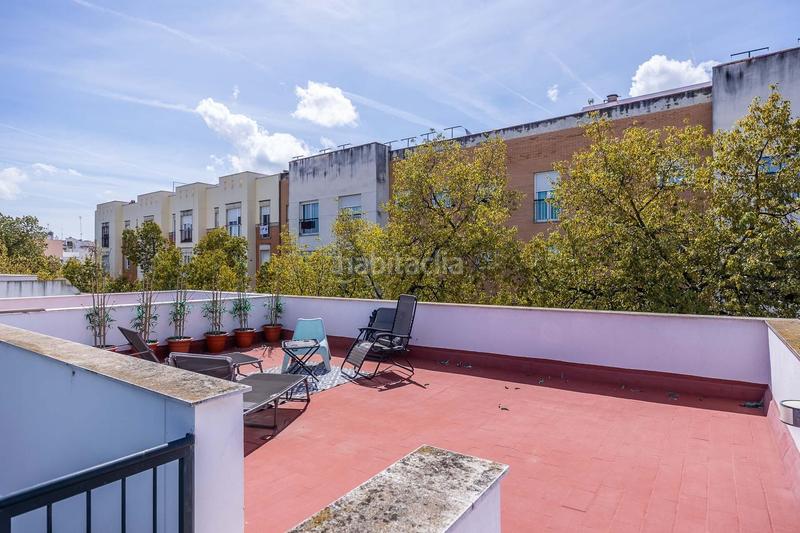 Foto 279eb2a1-44b3-447d-b9e7-24bbaf4ab35e. Dúplex amb calefacció a Triana Casco Antiguo Sevilla