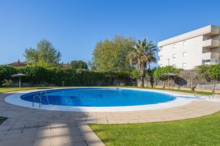 Etagenwohnung  Calle mascaron de proa. Piso con jardín de 138m2 y piscina, amueblado y listo para entra