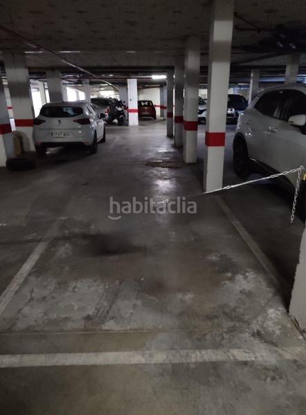 Foto 98e69a38-fb54-4bd2-8366-ba7a7adc71c1. Parking voiture dans Olivares