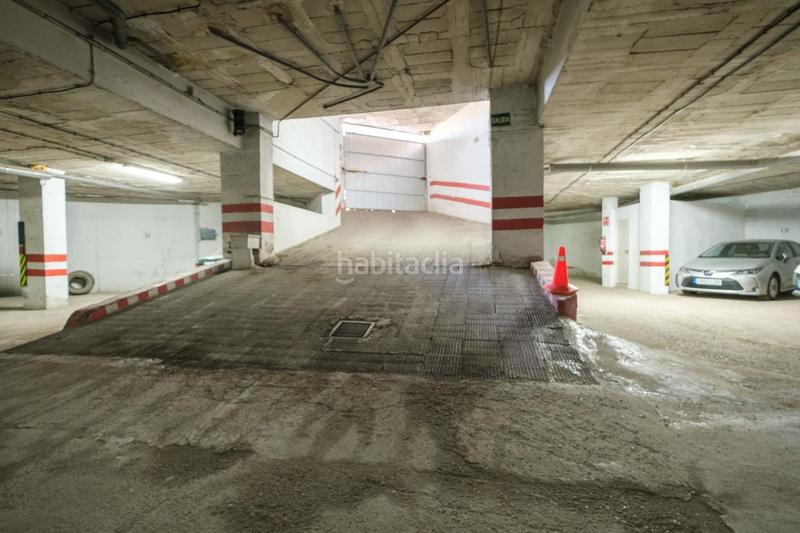 Foto 3a2e18e2-289e-4ba0-84a0-46f879ad2b5c. Aparcament cotxe a Sta. Aurelia - Cantábrico - Atlàntico - La Romería Sevilla