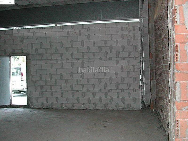 Foto b227f6bc-7827-478c-b112-03e436f45732. Local comercial a La Motilla - Fuente del Rey Dos Hermanas