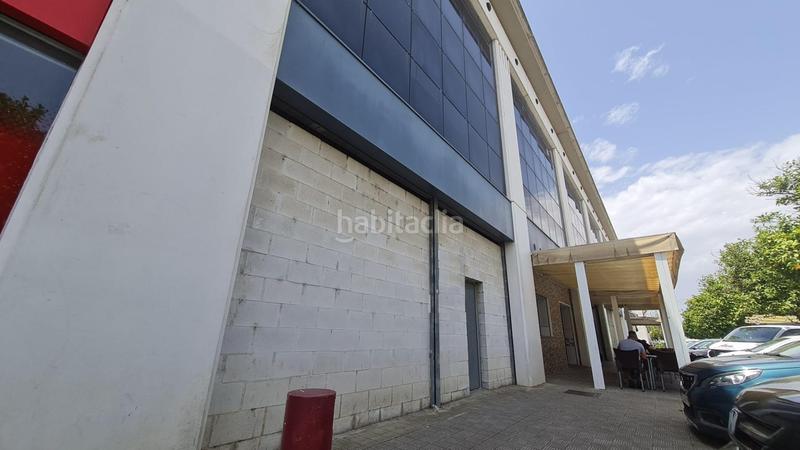 Foto da210dd5-e17f-44ad-a8ab-fccc0d8dc39a. Local comercial a La Motilla - Fuente del Rey Dos Hermanas