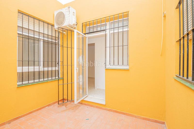 Foto 64a49190-2d95-4017-a6ec-84c83bfad5b1. Flat in Triana Casco Antiguo Sevilla