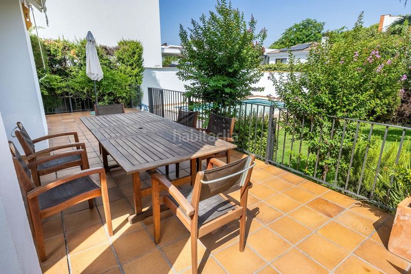 Foto 80abbbd8-27de-4545-850f-17768a34b4ca. Xalet amb aparcament piscina a El Zaudín - Club de Golf Bormujos