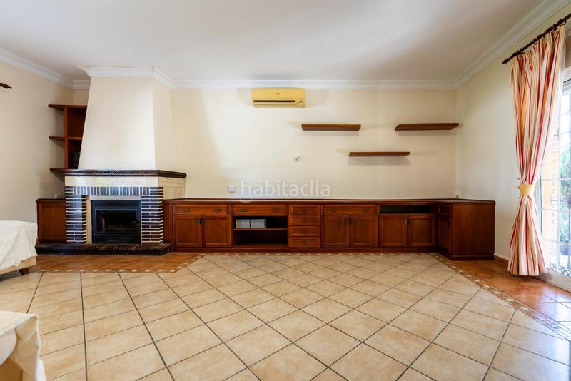 Foto 5e60afa3-7d1f-4b31-856d-21bae2b5e278. Xalet amb calefacció aparcament piscina a Palomares del Río