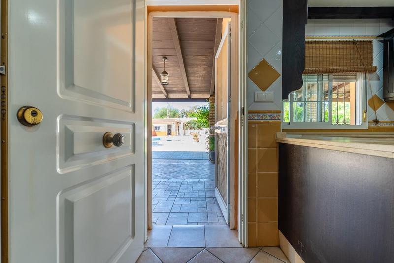 Foto 6dfdf044-8d0b-4da2-ab9b-b08423c4726e. Xalet amb calefacció aparcament piscina a Palomares del Río