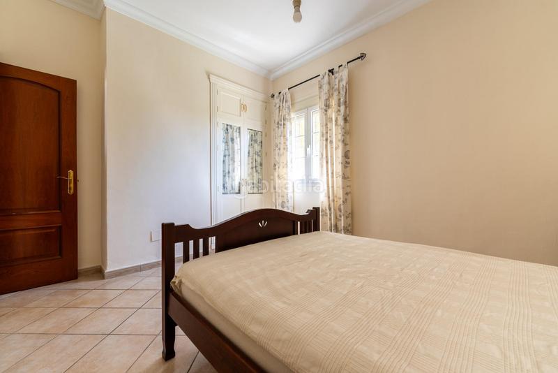 Foto e16e1fec-b217-48c8-89b6-96db5dd29f9a. Xalet amb calefacció aparcament piscina a Palomares del Río