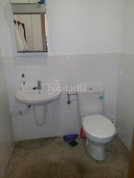 Foto b0c53f72-3bc8-4bb1-a012-f591ac66fc40. Local comercial a Sant Rafael Ontinyent