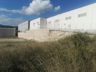 Terreny residencial a Santa Ana. Parcela industrial