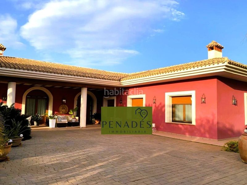 Foto c8c36f24-341f-43f0-b98d-2be8cdb2e503. Xalet amb aparcament a Santa Ana Ontinyent