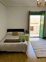 Miete Etagenwohnung in El Llombo. Piso en la zona de universidades