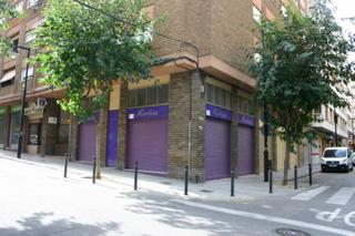Local Comercial a El Pilar. Bonito chaflan, centrico,