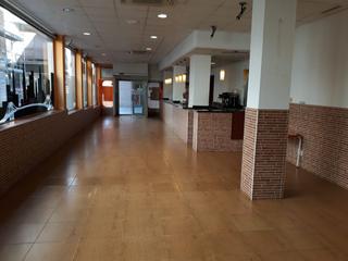 Traspàs Local Comercial a Centro. Oportunidad de negocio