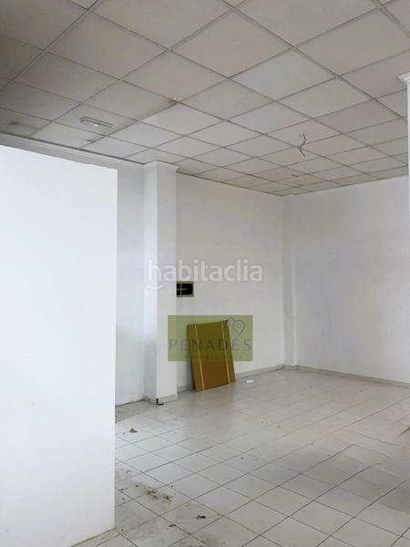 Foto 5d76aaf7-64b1-448d-971f-6fe240d0e671. Alquiler local comercial local muy centrico en venta y alquiler en Ontinyent