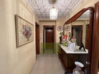 Piso en Sant Josep-Zona Hospital. Piso venta en san jose
