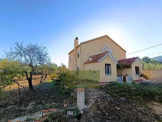 Chalet en Sant Josep-Zona Hospital. Chalet muy cerca de la poblacion