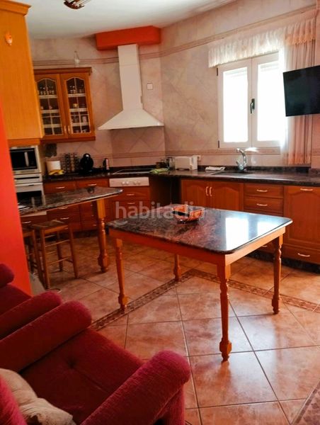 Foto a6011dec-9a76-43f2-8bcc-5f40b466834d. Casa amb aparcament a Font de la Figuera (la)