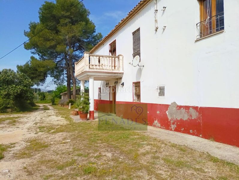 Foto c0bb1ba6-c82a-448d-a585-8f5ac2704b06. Masia amb aparcament a Sant Josep-Zona Hospital Ontinyent