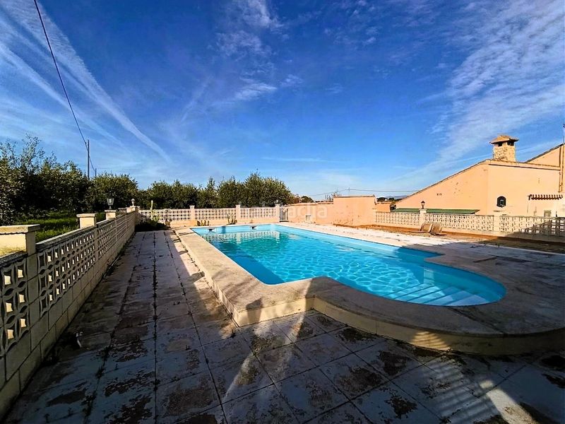 Foto c38113dc-bdbb-477b-8ef1-048c7c2d8899. Xalet amb aparcament piscina a Sant Josep-Zona Hospital Ontinyent