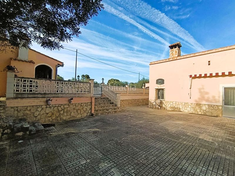 Foto dadc5bc7-7fb0-4ad7-9977-a4b65b05c136. Xalet amb aparcament piscina a Sant Josep-Zona Hospital Ontinyent
