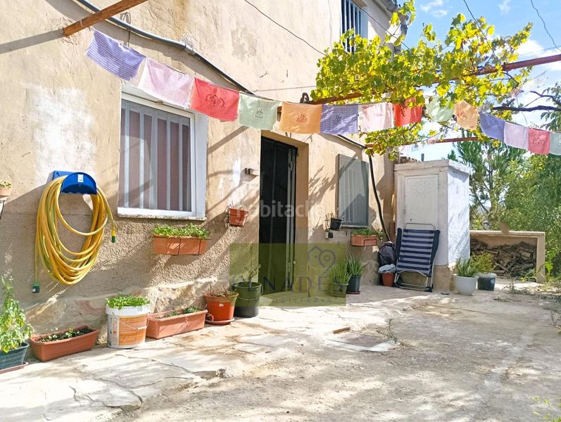 Foto 79c4f459-757c-45f9-bbac-34742f60701e. Xalet a Sant Josep-Zona Hospital Ontinyent