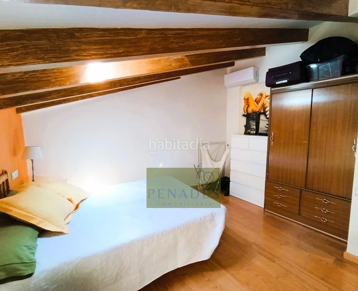 Foto b2472f32-9e5d-4e84-8d03-21bf1a0e26a9. Casa amb aparcament a Centro Ontinyent