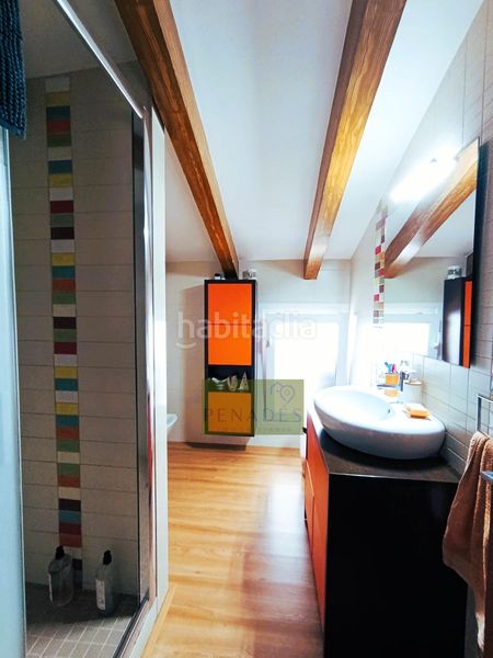 Foto e63c7d17-a884-4300-b9e7-cd916faac8eb. Casa amb aparcament a Centro Ontinyent