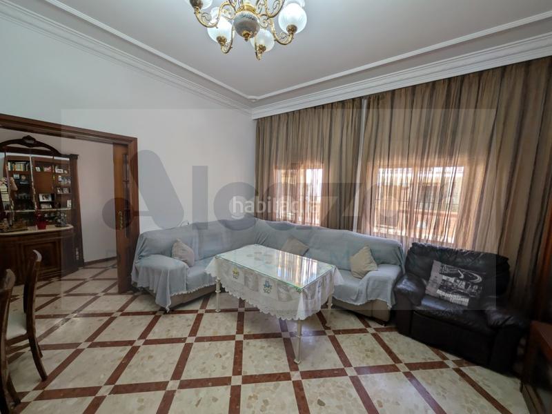 Foto 07a71b86-aafa-4f6f-91af-141c0e778490. Casa excelente casa en la urbanización de los castillos en Alcalá de Guadaira