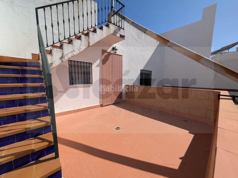 Foto ad70f791-2ee1-4411-a6aa-9d0b4147736c. Casa excelente casa en la urbanización de los castillos en Alcalá de Guadaira