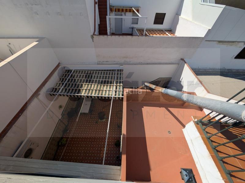 Foto b4e43fb4-5a5e-4ec4-b4f6-801bc7354760. Casa excelente casa en la urbanización de los castillos en Alcalá de Guadaira