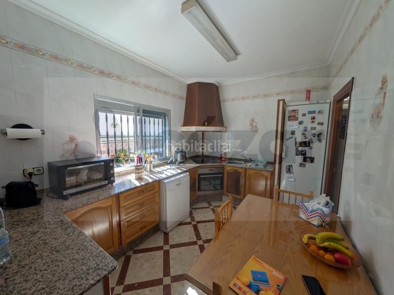 Foto c22cf6a3-67d2-40e3-aff4-dba82d71598b. Casa excelente casa en la urbanización de los castillos en Alcalá de Guadaira