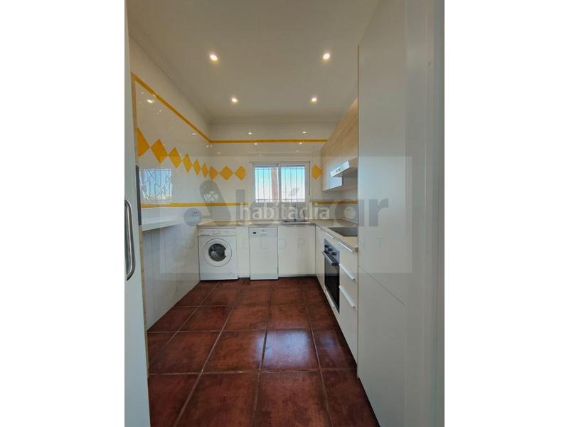 Foto 3240039a-0f33-40a6-80bc-b17261aaafea. Chalet avec parking dans Nueva Alcalá Alcalá de Guadaira