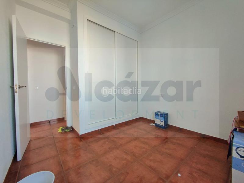 Foto 3f04452c-7c17-47c5-9f44-fec436035465. Chalet avec parking dans Nueva Alcalá Alcalá de Guadaira