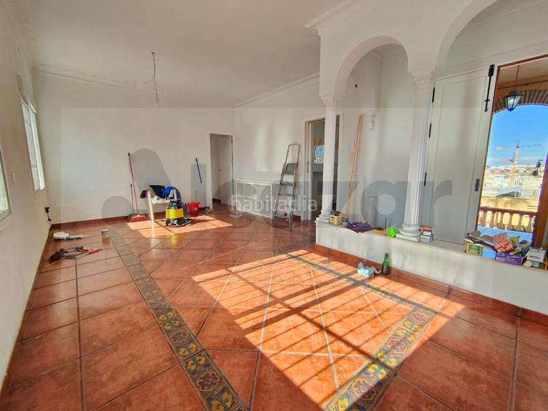 Foto fd2024fe-c498-4d34-8dbd-eaab9da2784b. Chalet avec parking dans Nueva Alcalá Alcalá de Guadaira