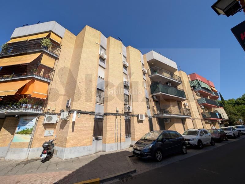 Foto 0a868f84-f800-47c3-b1c0-8c8ac8fcaeb8. Piso vivienda a reformar en el Centro de alcalá en Alcalá de Guadaira