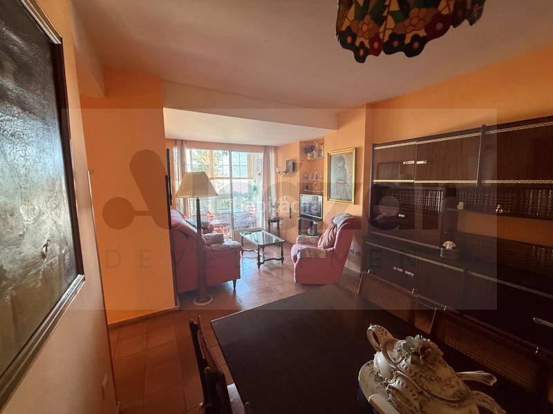 Foto 079d6f4f-893c-4c80-9219-63a406006163. Pis amb aparcament a Barrio del Nervión Sevilla