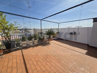 Maison  Calle cierva la. Vivienda con garaje en pleno centro.