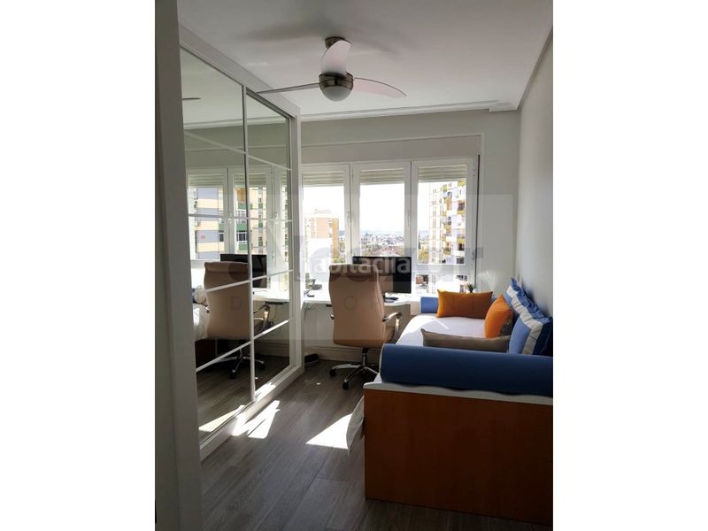 Foto 036c7c1b-6ffe-4cef-989d-6f8b90d9bb79. Pis amb aparcament piscina a Santa Clara Sevilla