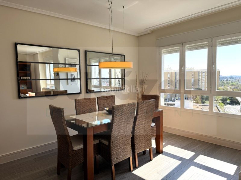 Foto 74748c40-1626-4f1c-ac4e-fa6e4b16ae64. Pis amb aparcament piscina a Santa Clara Sevilla