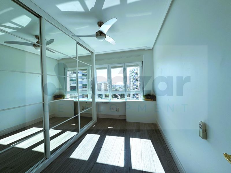 Foto 9d398198-b96d-4505-a21e-23130992bee3. Pis amb aparcament piscina a Santa Clara Sevilla