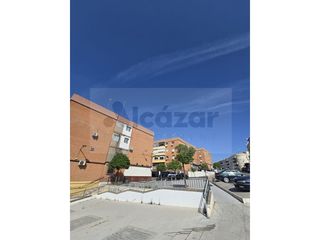 Etagenwohnung  Calle maestro rafael leña. Vivienda para reformar en rabesa