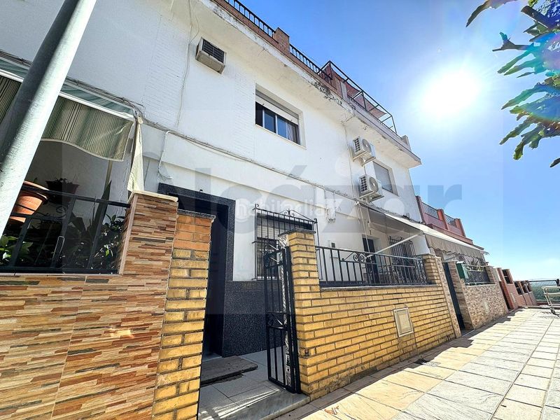 Foto 672ea47b-a21a-4eba-a948-f0a39e029aaa. Casa a Coria del Río