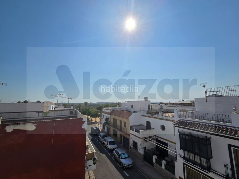 Foto 2ec5df20-c1df-43a2-918b-01281a839920. Casa amb aparcament a Centro Alcalá de Guadaira