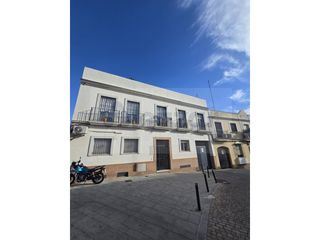 Pis  Calle sanchez perrier. Apartamento en junto a la iglesia de santiago