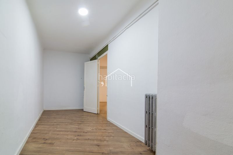 Foto 2fe23d48-fbb7-484d-94e6-f72c3153a683. Pis amb calefacció a Raval Barcelona