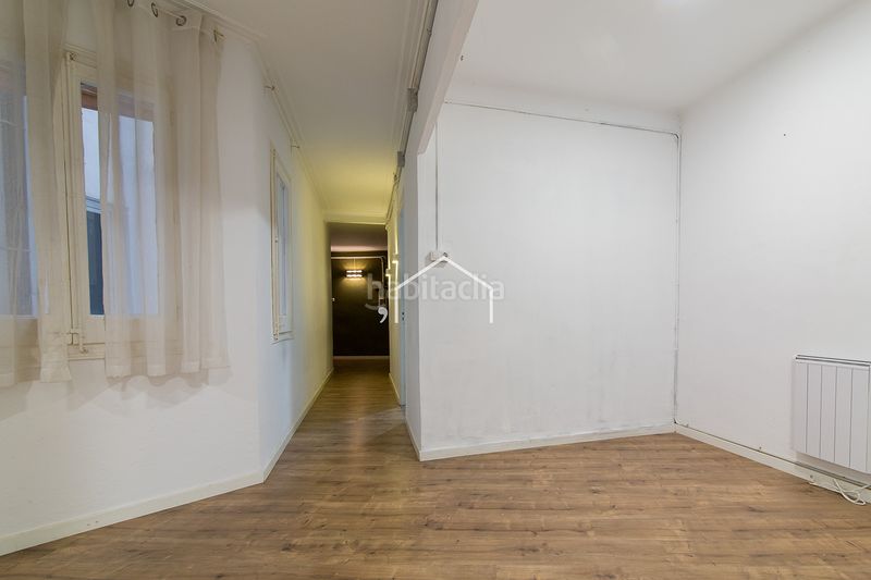 Foto 3e8b4b07-ec62-4aa0-9ab8-a5154755f128. Pis amb calefacció a Raval Barcelona